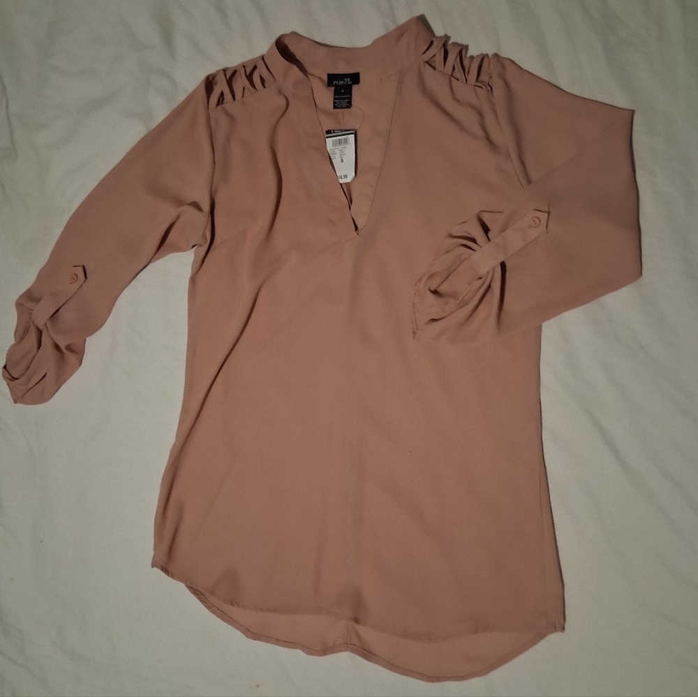 Rue21 Soft Pink Women's Blouse
